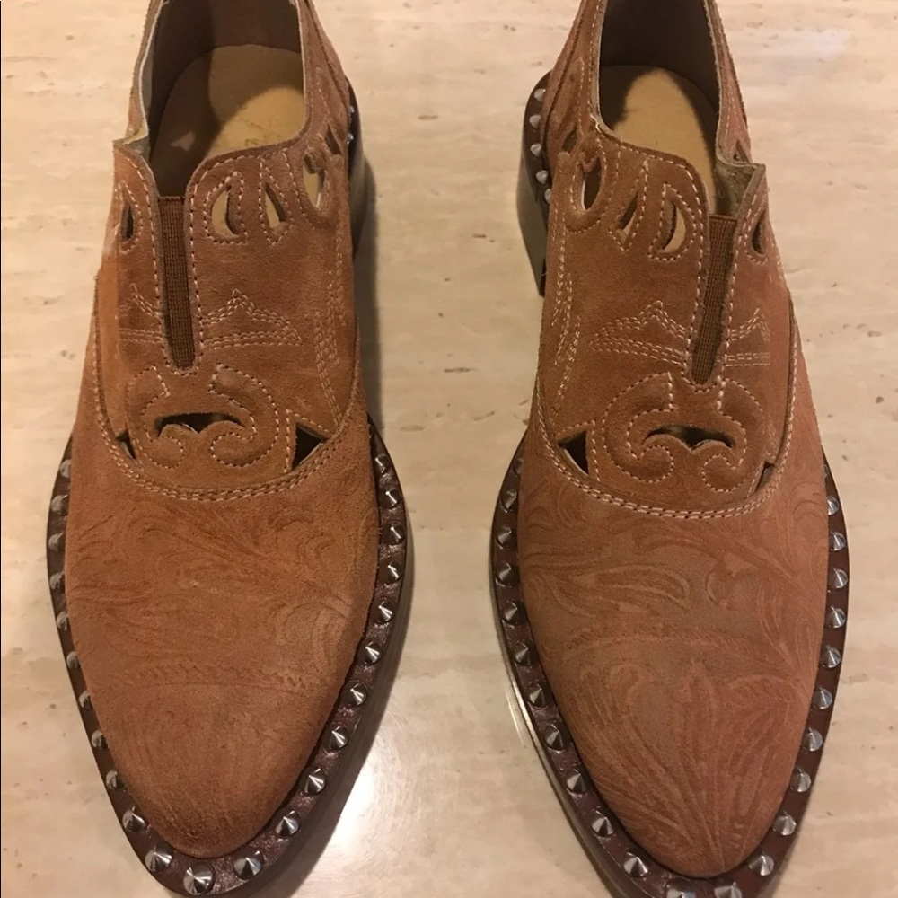 Free people flats
